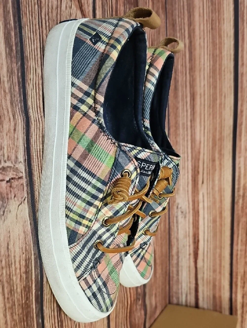 Sperry plaid fabric